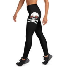 Load image into Gallery viewer, Freebooter Skull Leggings